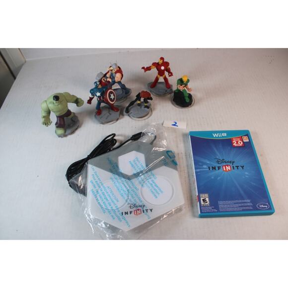 Disney Infinity 2.0 Wii U Toy Box Starter Pack Wii U, w/ 6 figurines, base, game - Picture 1 of 10